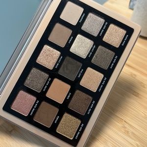 Natasha denona eyeshadows palette